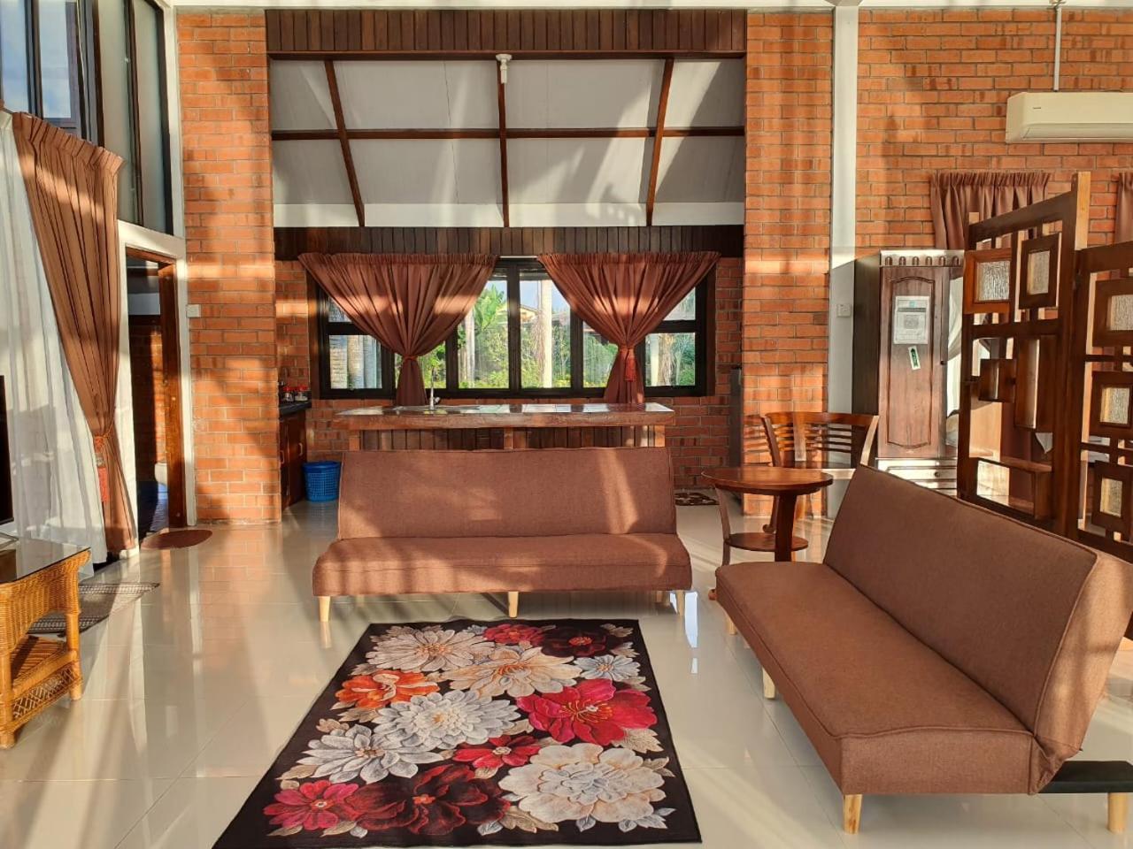Homestay Ala Riverview Lodge Kota Bharu Zewnętrze zdjęcie